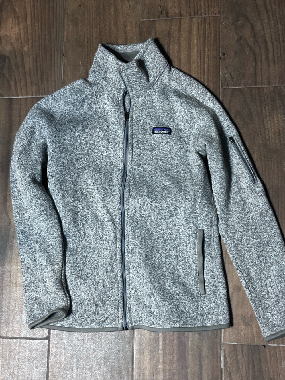 Patagonia Heather Gray Women's Zip-Pocket Sweater